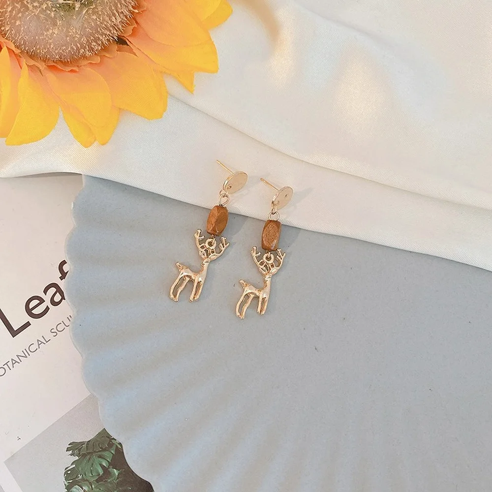 Korean New Earrings Set Flowers Personality Earrings Korean Fashion For Women Jewelry 2021 Trend Long Tassel Earring Wholesale
Korean New Earrings Set Flowers Personality Earrings Korean Fashion For Women Jewelry 2021 Trend Long Tassel Earring Wholesale