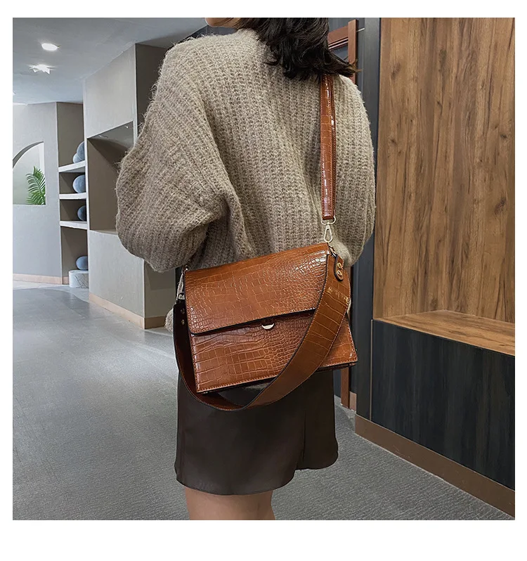 2021 Net Red Broadband Retro Pu Leather Shoulder Messenger Bag Girl Lady Crocodile Pattern All-match Female Handbag New
2021 Net Red Broadband Retro Pu Leather Shoulder Messenger Bag Girl Lady Crocodile Pattern All-match Female Handbag New