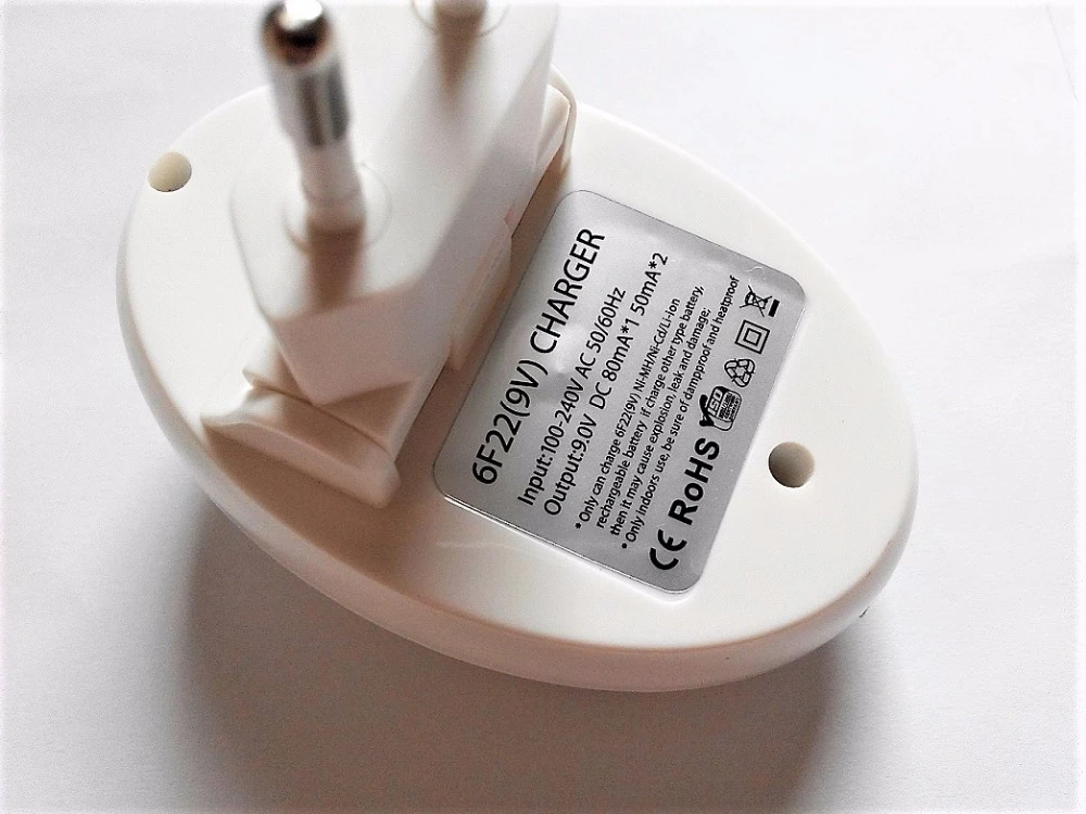 New 2PCS 9V rechargeable battery large capacity 1000mAh lithium ion rechargeable battery + 1PCS smart 9 V charger
New 2PCS 9V rechargeable battery large capacity 1000mAh lithium ion rechargeable battery + 1PCS smart 9 V charger