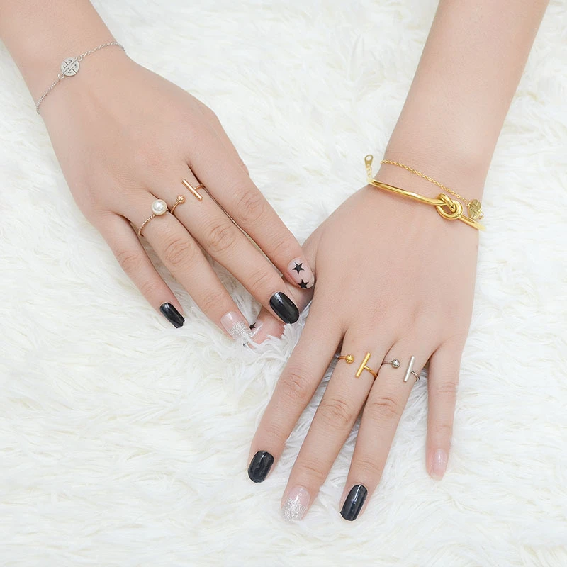 2020 Luxury Brand T Shape Open Ring For Women Wholesale 316l Stainless Steel Jewelry Wedding Band Adjustable Size Christmas Gift
2020 Luxury Brand T Shape Open Ring For Women Wholesale 316l Stainless Steel Jewelry Wedding Band Adjustable Size Christmas Gift