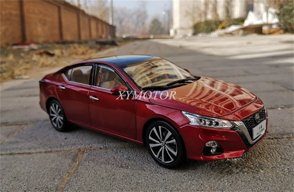1/18 For Nissan Altima Teana Metal Diecast Model Car kids Toys Boys Girls Gifts Collection Red Display Ornaments
1/18 For Nissan Altima Teana Metal Diecast Model Car kids Toys Boys Girls Gifts Collection Red Display Ornaments