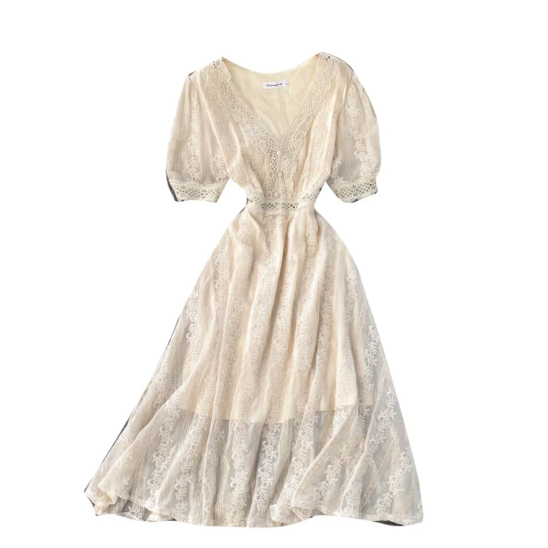 2021 Summer Dress New French Romantic V-neck Short Sleeve High Waist Slimming White Embroidered Dress Party
2021 Summer Dress New French Romantic V-neck Short Sleeve High Waist Slimming White Embroidered Dress Party
