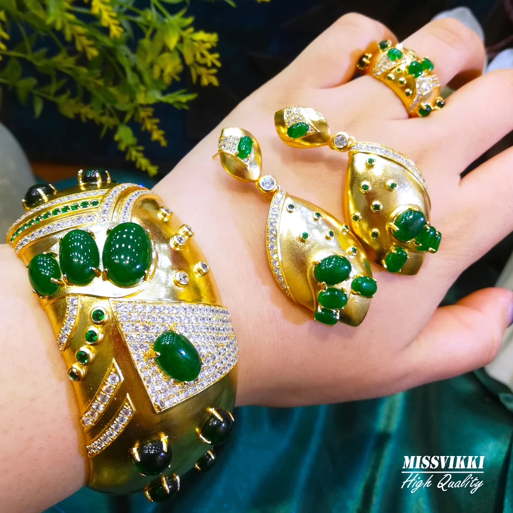 missvikki Red Green Blue Dubai Luxury Wide Bangle Earrings Ring Jewelry Set for Women Bridal Wedding Party Show High Quality
missvikki Red Green Blue Dubai Luxury Wide Bangle Earrings Ring Jewelry Set for Women Bridal Wedding Party Show High Quality