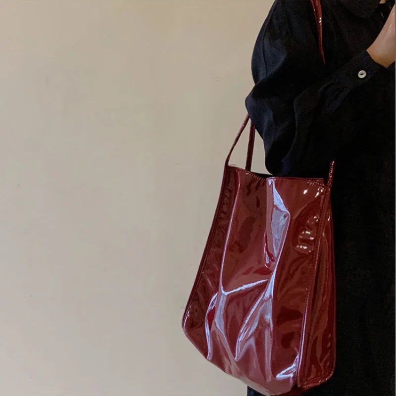 Fashion Designer Handbags Women Shoulder Bag Large Capacity Female Daily Simple Hand Bags Tote Ladies Clutch Bag
Fashion Designer Handbags Women Shoulder Bag Large Capacity Female Daily Simple Hand Bags Tote Ladies Clutch Bag