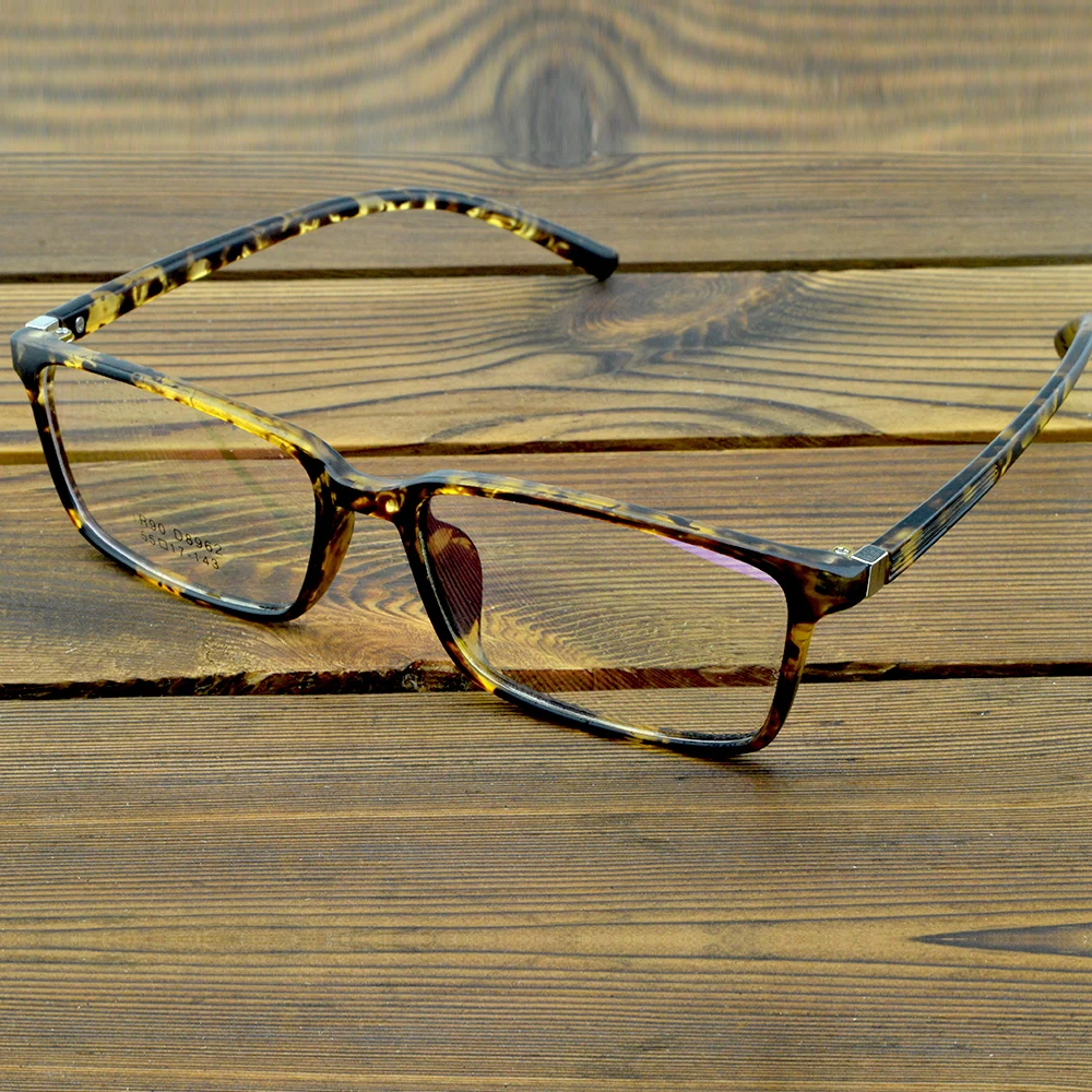 Men Fashion Leopard TR90 Light Weight Flexible Rectangle Eyeglasses Reading Glasses +0.75 TO +6 
Men Fashion Leopard TR90 Light Weight Flexible Rectangle Eyeglasses Reading Glasses +0.75 TO +6
