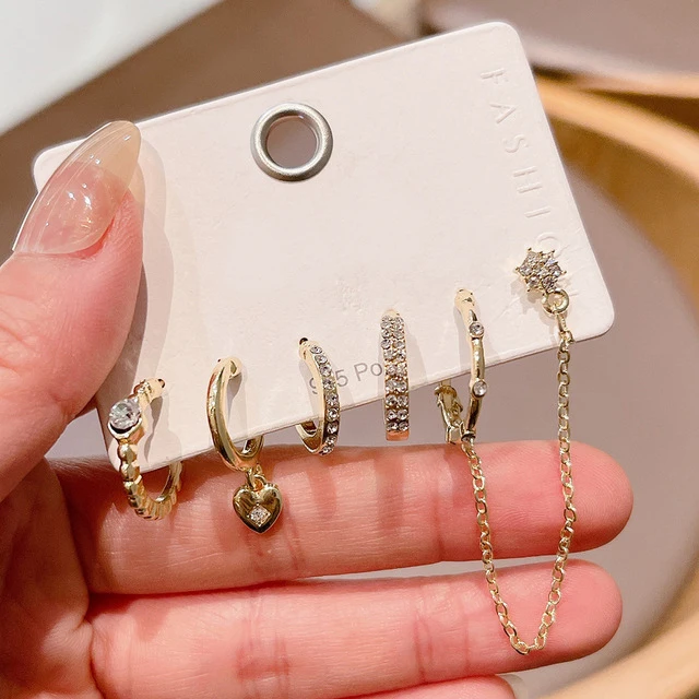 YH-ZL 5 pieces/set 925 Sterling Silver Heart Hoop Earrings for Women Colored Zircon Double Buckle Chain Earrings 
YH-ZL 5 pieces/set 925 Sterling Silver Heart Hoop Earrings for Women Colored Zircon Double Buckle Chain Earrings