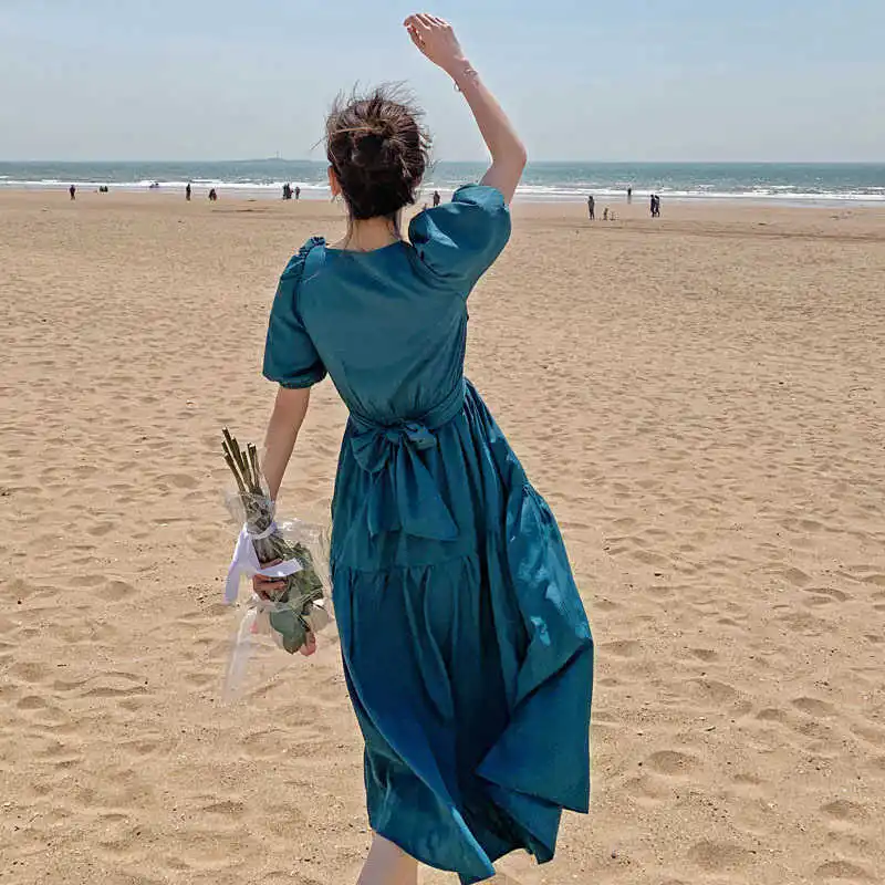 blue dress women's summer 2020 new loose French Platycodon medium length bubble sleeve skirt fashion
blue dress women's summer 2020 new loose French Platycodon medium length bubble sleeve skirt fashion