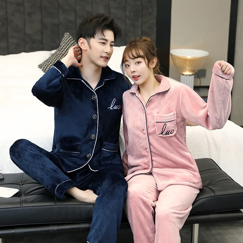 2021 Fall/winter Newest Men and Women Plus Velvet Thick Warm and Comfortable Pajamas Cardigan Two-piece Flannel Couple Pajamas
2021 Fall/winter Newest Men and Women Plus Velvet Thick Warm and Comfortable Pajamas Cardigan Two-piece Flannel Couple Pajamas