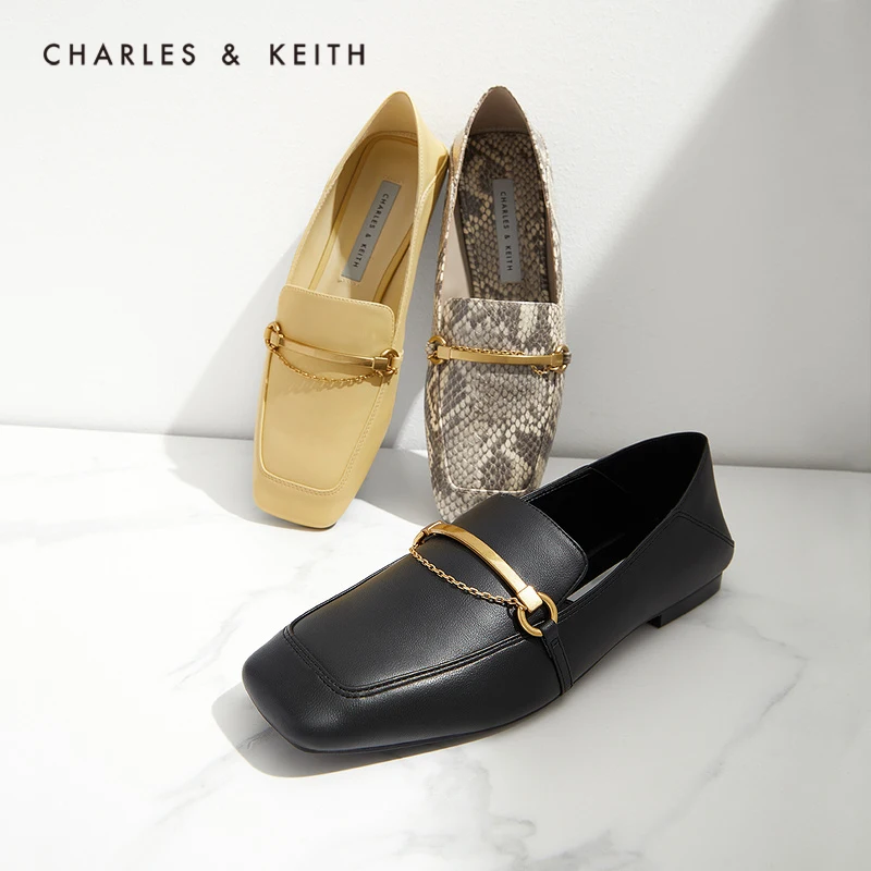CHARLES&KEITHНовинка на летом 2021 CK1-71680041 Женские лоферы с квадратным носком
CHARLES&KEITHНовинка на летом 2021 CK1-71680041 Женские лоферы с квадратным носком