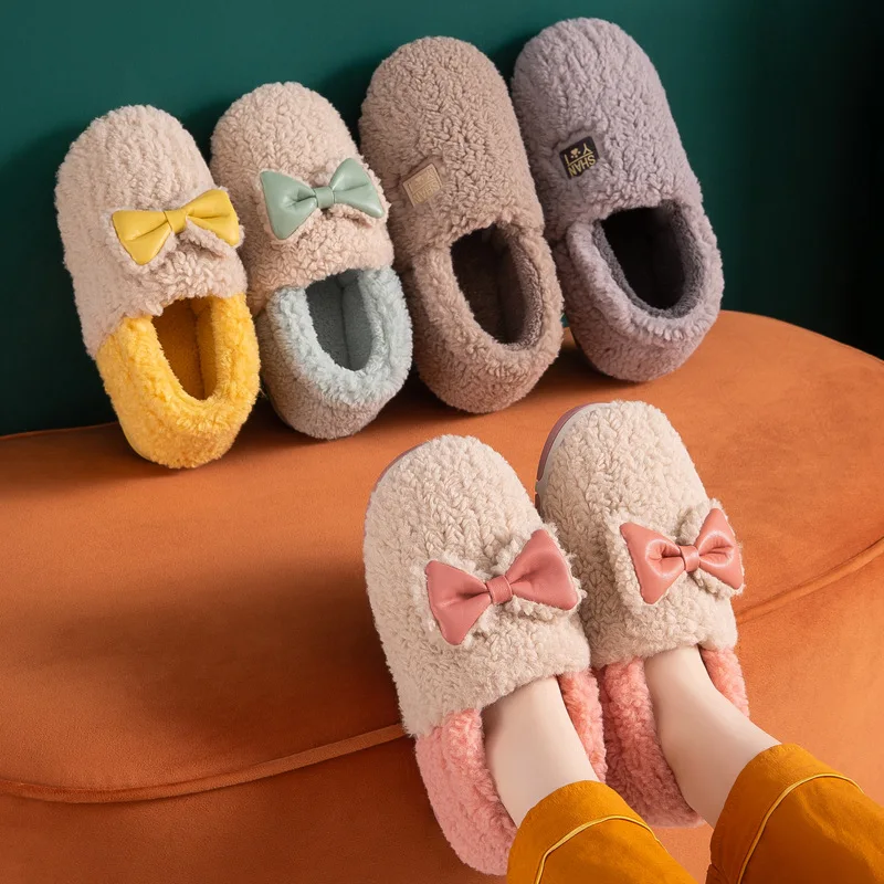 Autumn Winter Female Cotton Shoes Cute Plush Indoor Lovers Slippers Fashion Warm Soft Home Slippers For Women
Autumn Winter Female Cotton Shoes Cute Plush Indoor Lovers Slippers Fashion Warm Soft Home Slippers For Women