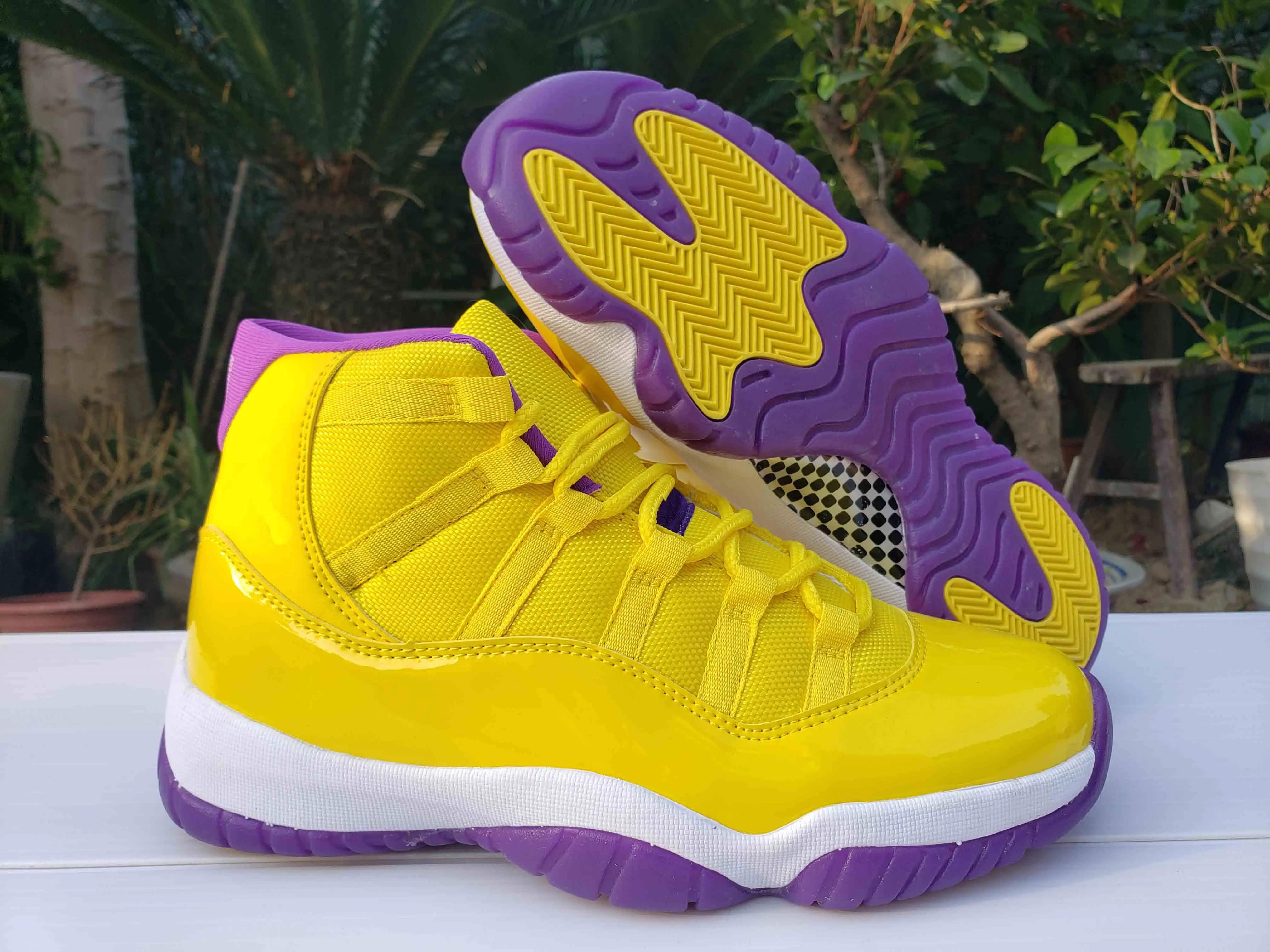 Discount Snakeskin 11S Men Basketball Shoes 11 Concord Bred Platinum Tint Gown Male Trainer Sport Sneakers Gym Gamma Blue 36-47 
Discount Snakeskin 11S Men Basketball Shoes 11 Concord Bred Platinum Tint Gown Male Trainer Sport Sneakers Gym Gamma Blue 36-47