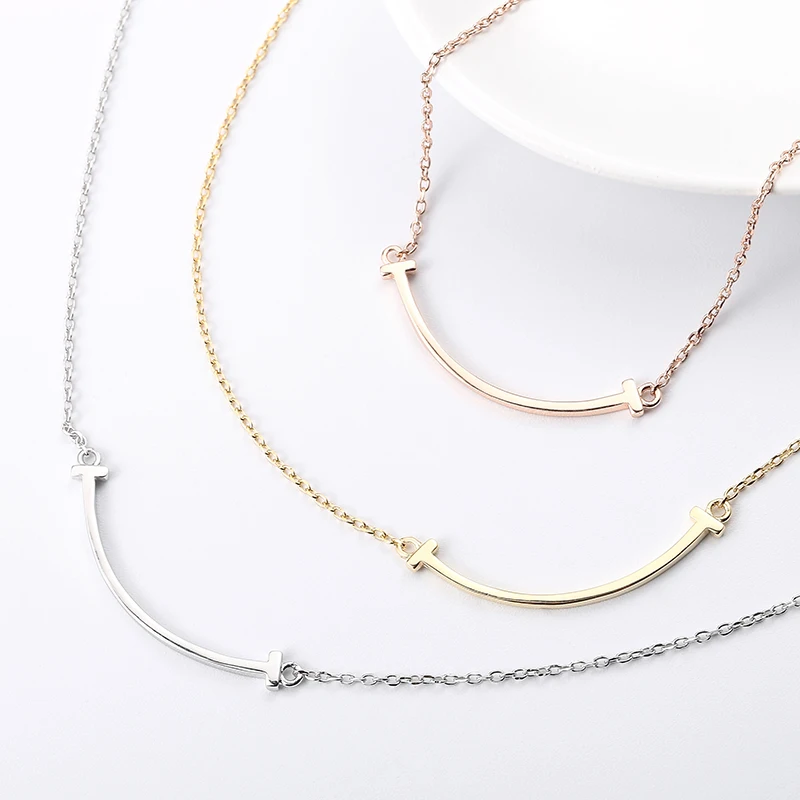 Korean version small quality smiling face necklace simple pure silver smile pendant short choker female beautiful gift3
Korean version small quality smiling face necklace simple pure silver smile pendant short choker female beautiful gift3