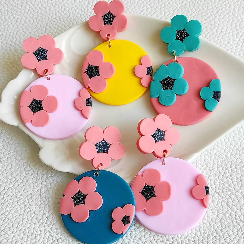 Origin Summer Textured Geometric Circle Handmade Polymer Clay Flower Dangle Earring for Women Contrast Color Arring Jewelry
Origin Summer Textured Geometric Circle Handmade Polymer Clay Flower Dangle Earring for Women Contrast Color Arring Jewelry