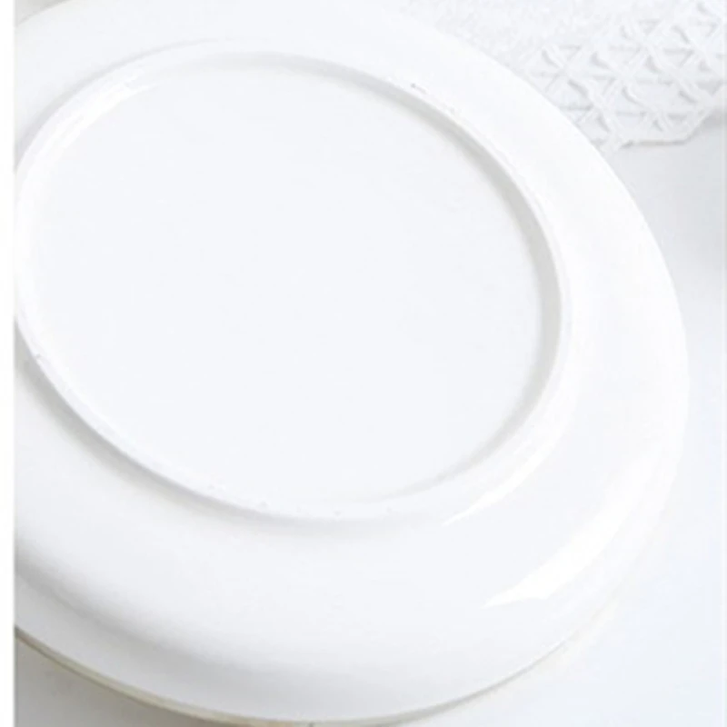 Creative Phnom Penh White Cutlery Set Ceramic European Bowls and Plates Home Kitchen Porcelain Romantic Dinner Tableware
Creative Phnom Penh White Cutlery Set Ceramic European Bowls and Plates Home Kitchen Porcelain Romantic Dinner Tableware