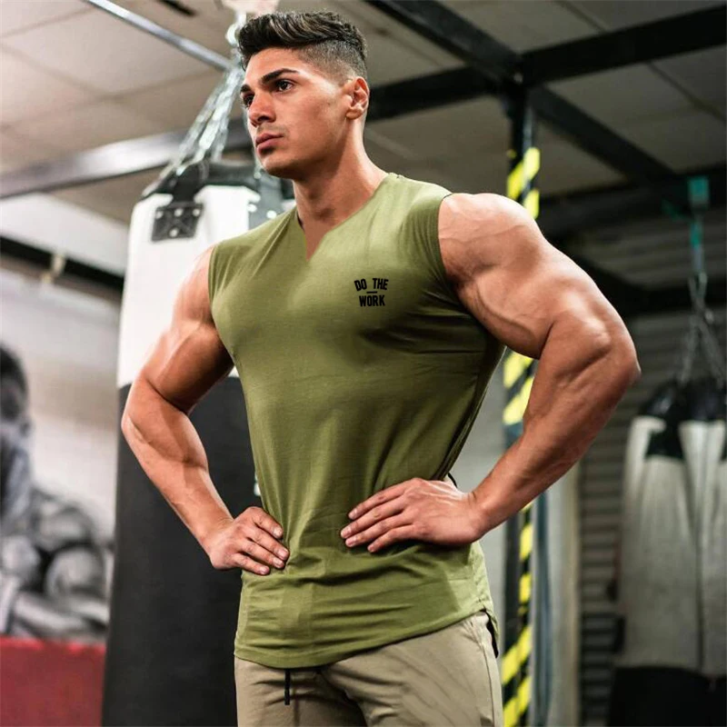 Мужская спортивная майка Muscleguys, тренировочная майка без рукавов с V-образным вырезом, одежда для фитнеса или бодибилдинга
Мужская спортивная майка Muscleguys, тренировочная майка без рукавов с V-образным вырезом, одежда для фитнеса или бодибилдинга