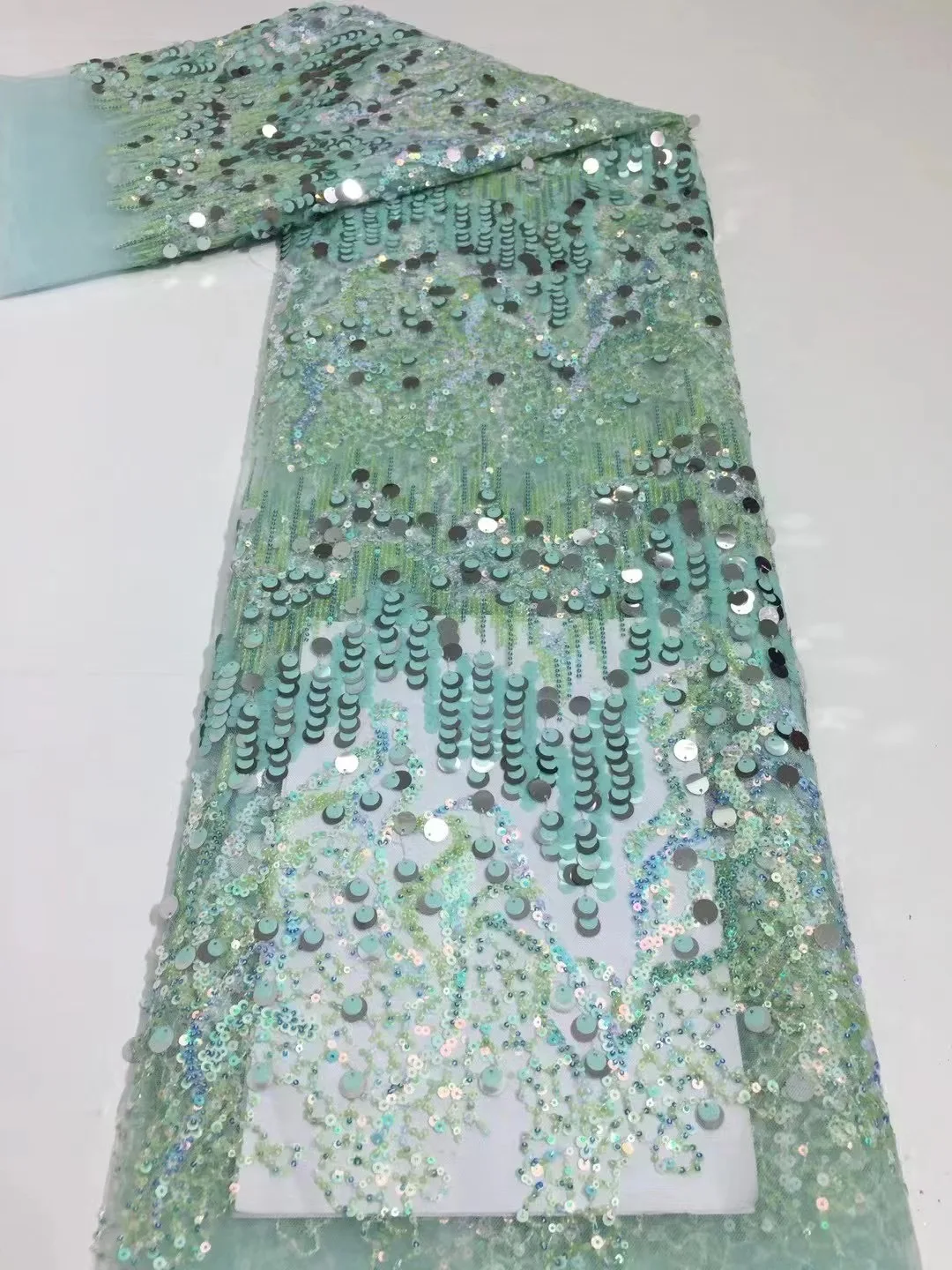 Зеленые блестки, африканская кружевная ткань 2021, высокое качество, нигерийский французский тюль, кружевная ткань, блестящая сетка для свадебного шитья KDP21162
Зеленые блестки, африканская кружевная ткань 2021, высокое качество, нигерийский французский тюль, кружевная ткань, блестящая сетка для свадебного шитья KDP21162