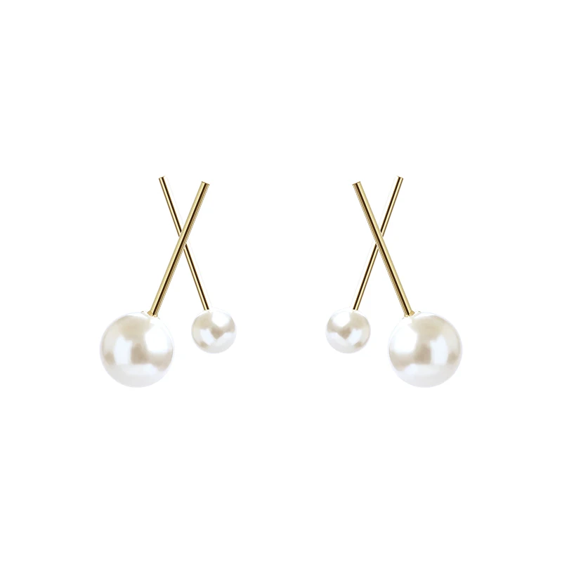2020 new fashion classic cross Pearl Earrings European and American celebrity style female jewelry Korean style earrings
2020 new fashion classic cross Pearl Earrings European and American celebrity style female jewelry Korean style earrings