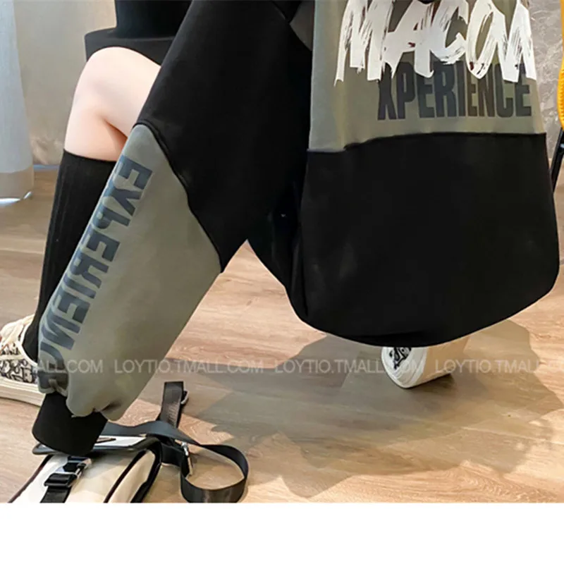2021 Spring Loose Lazy Style Hooded Sweatshirt Women Korean Version of Large Size Stitching Letter Design Sense Top Coat Fashion
2021 Spring Loose Lazy Style Hooded Sweatshirt Women Korean Version of Large Size Stitching Letter Design Sense Top Coat Fashion