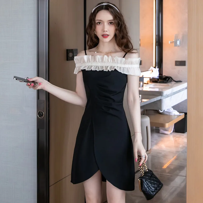 Летнее элегантное платье в винтажном стиле; Цвет Черный; Женские платья облегающее Бандажное платье на бретельках с вырезом лодочкой Откры...
Летнее элегантное платье в винтажном стиле; Цвет Черный; Женские платья облегающее Бандажное платье на бретельках с вырезом лодочкой Откры...