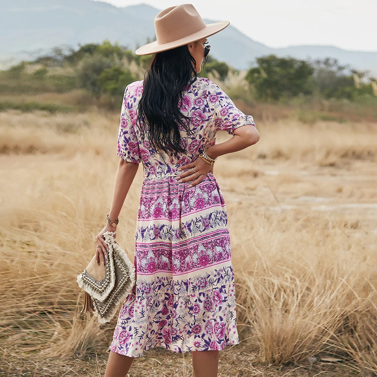 Jastie 2021 Bohemian Women's Dress V-Neck Floral Print Puff Sleeve Bow Lace-Up Midi Dresses Summer Beach Party Casual Dress
Jastie 2021 Bohemian Women's Dress V-Neck Floral Print Puff Sleeve Bow Lace-Up Midi Dresses Summer Beach Party Casual Dress