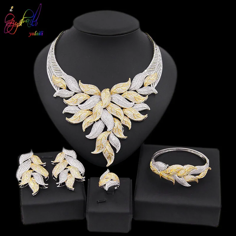 Yulaili Luxury Two Tones Leaf Shape Crystal Necklace Earrings Bracelet Ring Cubic Zirconia Wedding Jewelry Sets for Women
Yulaili Luxury Two Tones Leaf Shape Crystal Necklace Earrings Bracelet Ring Cubic Zirconia Wedding Jewelry Sets for Women