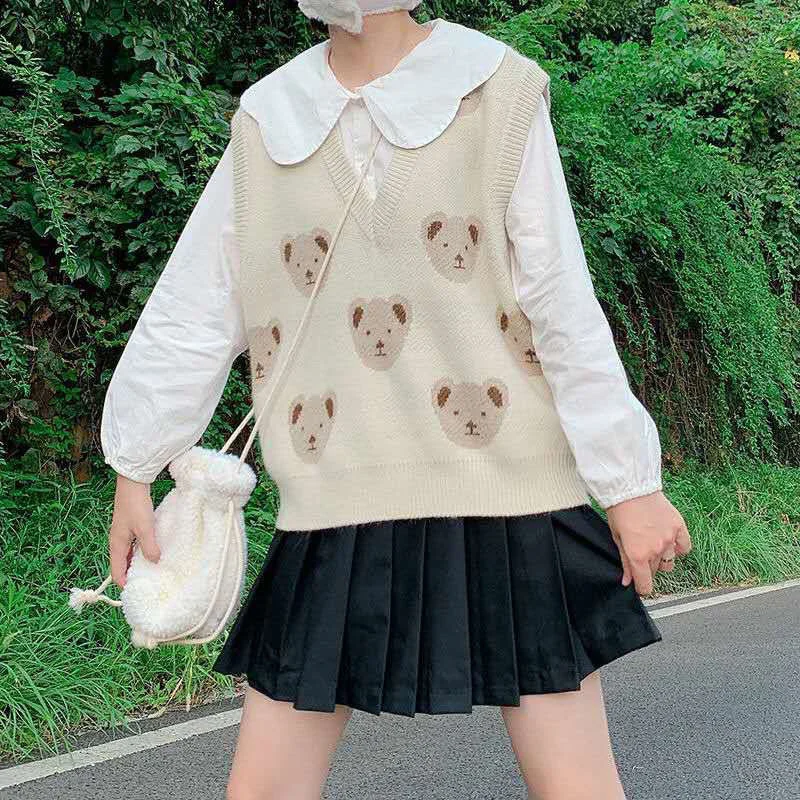 2021 Autumn And Winter New Korean Version Of Harajuku Cute Full Print Y2K Bear Cartoon Sleeveless V-Neck Loose Knitted Vest Wome
2021 Autumn And Winter New Korean Version Of Harajuku Cute Full Print Y2K Bear Cartoon Sleeveless V-Neck Loose Knitted Vest Wome