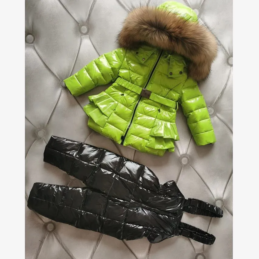 Russia Winter Children Hooded Warm Glossy Coat Kids Thicker waterproof Snow Wear Outerwear Down Jackets For girls boys Y3254
Russia Winter Children Hooded Warm Glossy Coat Kids Thicker waterproof Snow Wear Outerwear Down Jackets For girls boys Y3254