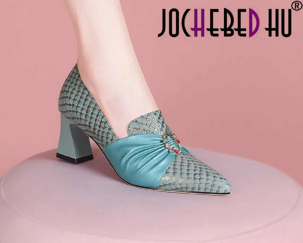 [Jochebed hu】новинка весна-осень 2022 года на французском высоком каблуке удобная обувь с глубоким носком и бантом на толстом каблуке
[Jochebed hu】новинка весна-осень 2022 года на французском высоком каблуке удобная обувь с глубоким носком и бантом на толстом каблуке