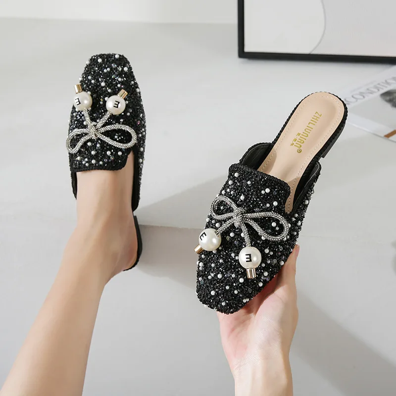 Square Toe Mules Women Shoes Crystal Low Heels Slippers Fashion String Bead Slides Rhinestone Sandals Big Sized Shallow Loafers 
Square Toe Mules Women Shoes Crystal Low Heels Slippers Fashion String Bead Slides Rhinestone Sandals Big Sized Shallow Loafers