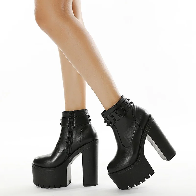 2021 New Women's Boots PU Rivet High Heel Short Boots Thick Heel High Heels Thick Bottom Waterproof Casual Shoes Zipper Boots
2021 New Women's Boots PU Rivet High Heel Short Boots Thick Heel High Heels Thick Bottom Waterproof Casual Shoes Zipper Boots