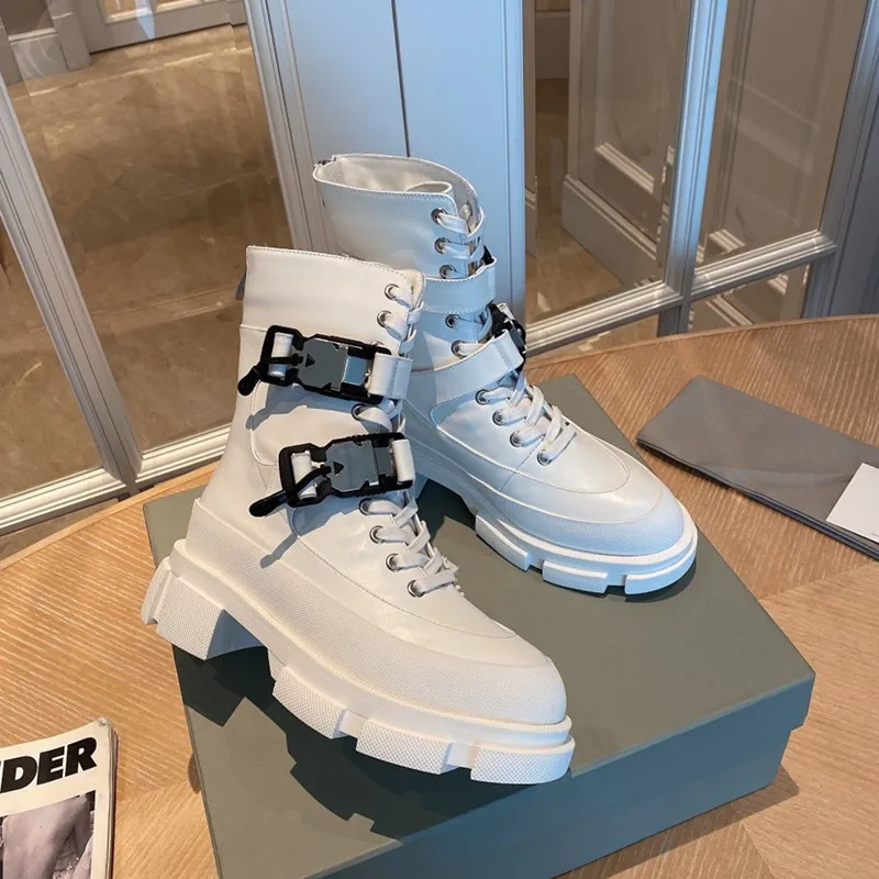 Thick Bottom Wedge Heels Martin Boots Luxury Brand Desigenr Women Boots Round Toe Genuine Leather Short Boots Solid Color Boots
Thick Bottom Wedge Heels Martin Boots Luxury Brand Desigenr Women Boots Round Toe Genuine Leather Short Boots Solid Color Boots