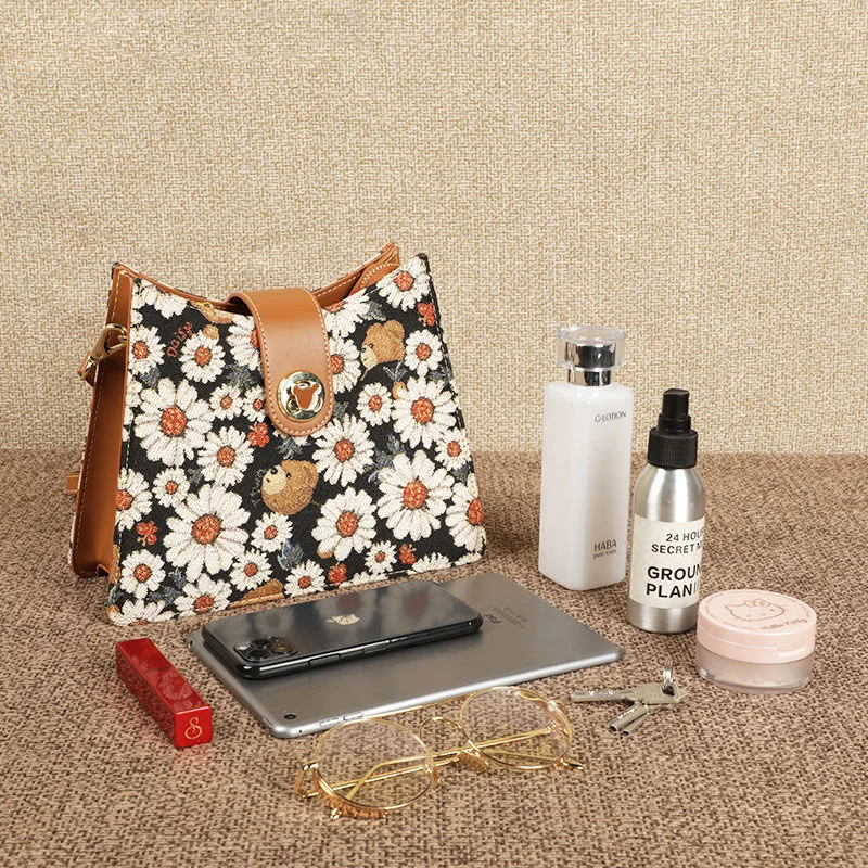 Fashion Shoulder Bag Daisy Messenger Bag Women's New Ins Wild Net Red Packet Trendy
Fashion Shoulder Bag Daisy Messenger Bag Women's New Ins Wild Net Red Packet Trendy