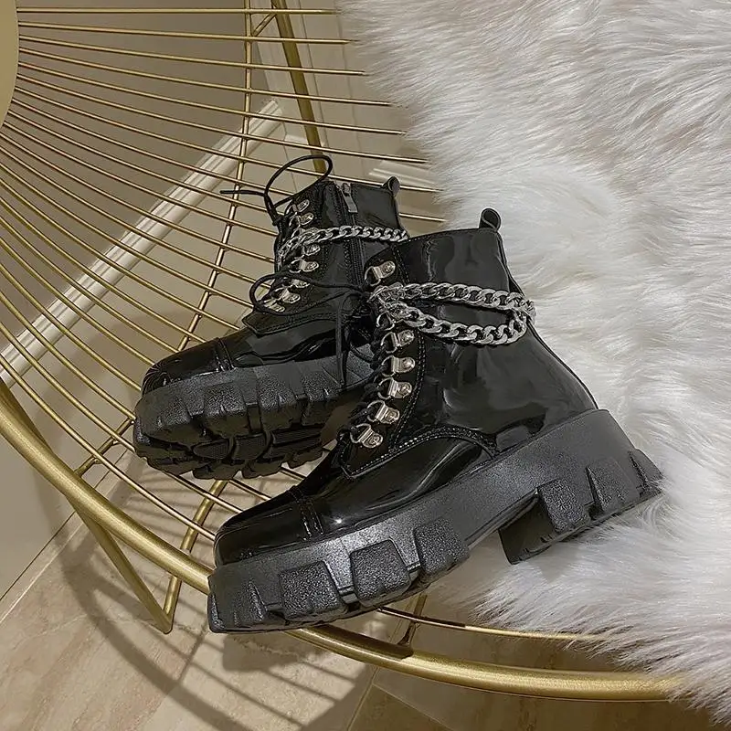 Британские мотоциклетные зимние ботинки на шнуровке, Женские винтажные рыцарские ботинки, новые ботильоны из лакированной кожи на массивн...
Британские мотоциклетные зимние ботинки на шнуровке, Женские винтажные рыцарские ботинки, новые ботильоны из лакированной кожи на массивн...