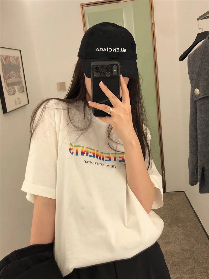 VTM VETEMENTS 2021 Rainbow Print Unisex Short-sleeved T-shirt 2021 Good Quality Streetwear Men Women Cotton T Shirt
VTM VETEMENTS 2021 Rainbow Print Unisex Short-sleeved T-shirt 2021 Good Quality Streetwear Men Women Cotton T Shirt
