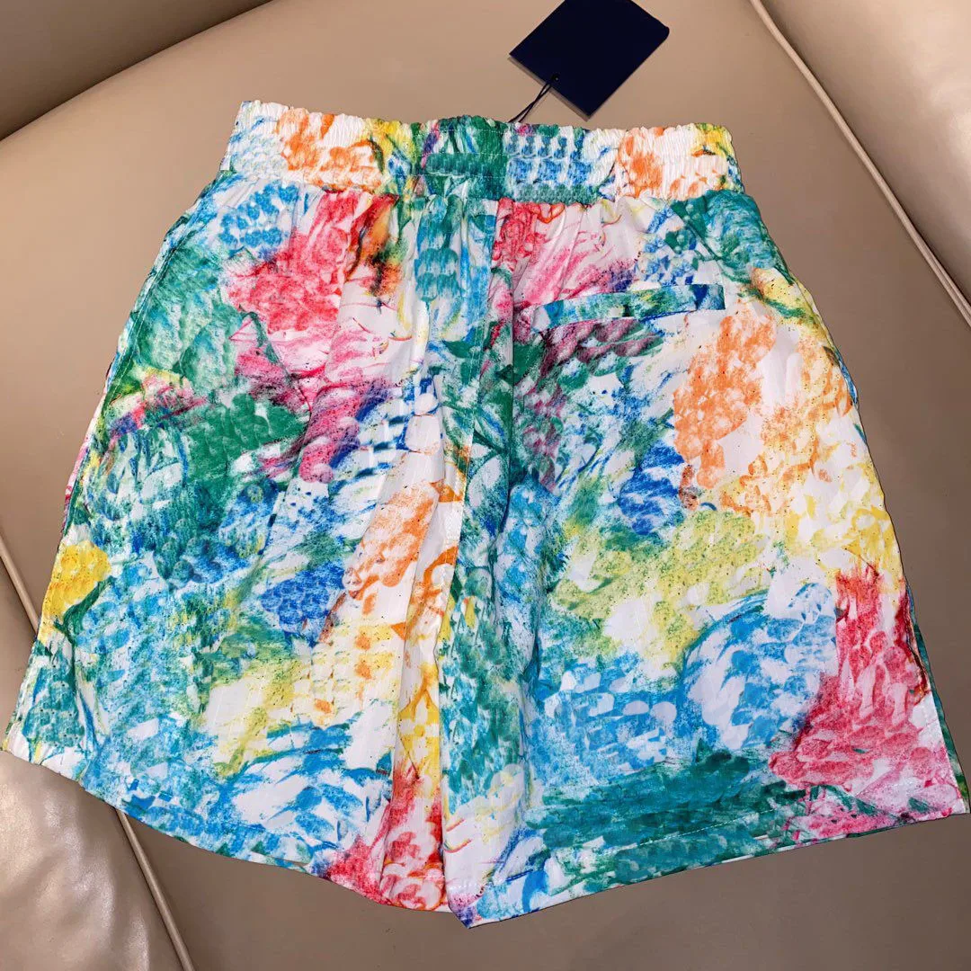 2021 Summer Woman's Shorts Pants Colorful Flower Printed Loose Soft High Famous Comfortable Shorts
2021 Summer Woman's Shorts Pants Colorful Flower Printed Loose Soft High Famous Comfortable Shorts