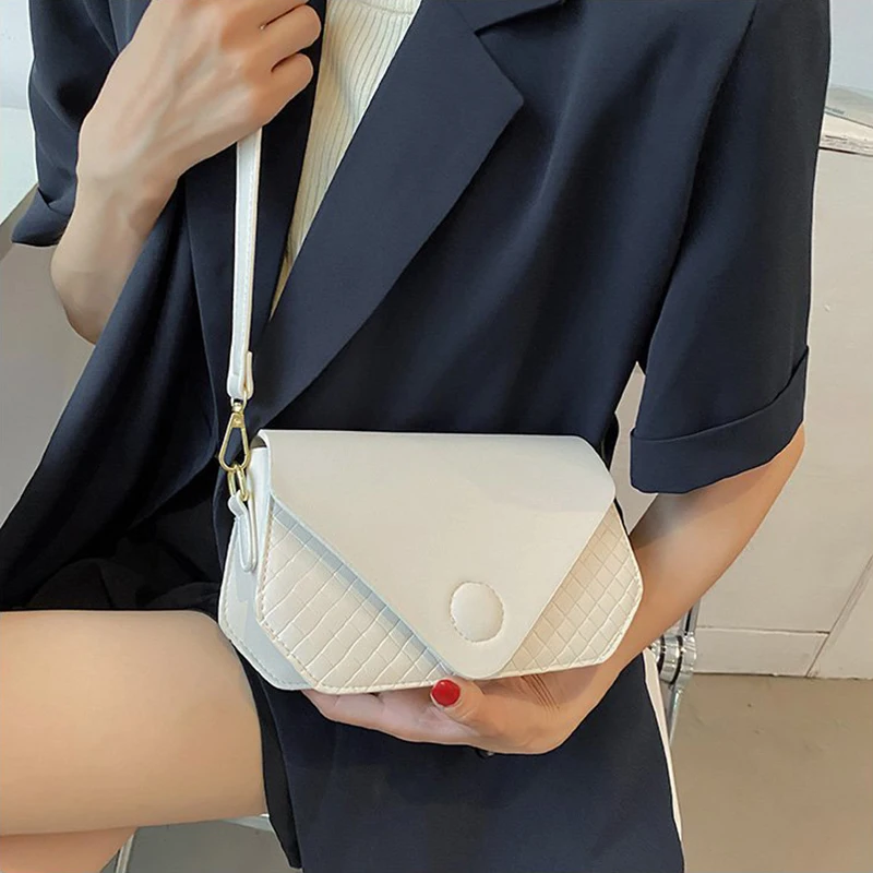 Women's Shoulder Bag Trend 2021 Luxury Chain Fashion Simple Summer Knitting Evening Crossbody Bags For Women Female Handbag
Women's Shoulder Bag Trend 2021 Luxury Chain Fashion Simple Summer Knitting Evening Crossbody Bags For Women Female Handbag
