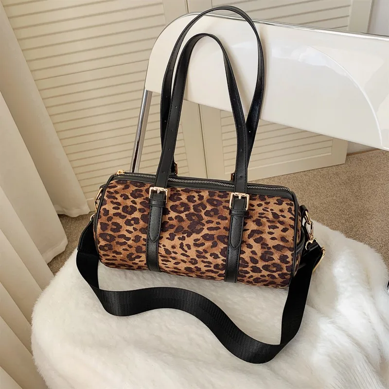 Zebra leopard print Women's 2020 New Boston Pillow Bag FashionPU leather Women's Bag Single Shoulder Messenger Bags Women Purse
Zebra leopard print Women's 2020 New Boston Pillow Bag FashionPU leather Women's Bag Single Shoulder Messenger Bags Women Purse
