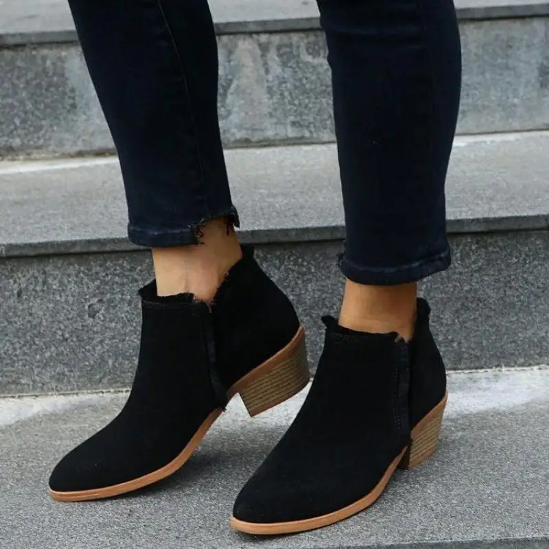 2021 Retro Suede Boots Women Boots Fringed Side Grid Back Zipper Thick Heel Women's Shoes Round Toe Low Heel Women's Boots 
2021 Retro Suede Boots Women Boots Fringed Side Grid Back Zipper Thick Heel Women's Shoes Round Toe Low Heel Women's Boots