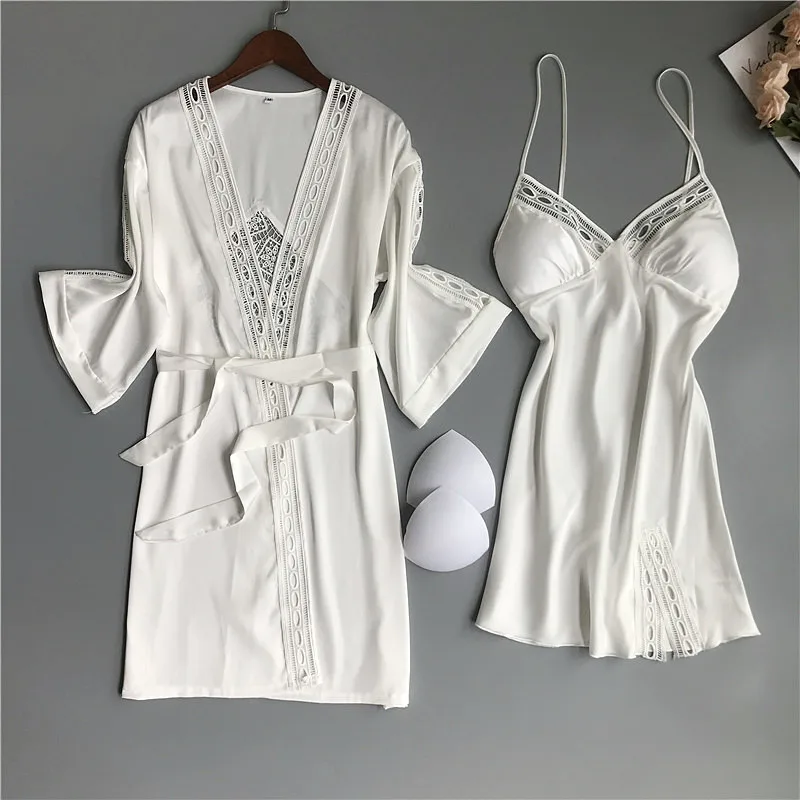White Kimono Bathrobe Gown Satin Women Bride Wedding Robe Set Intimate Lingerie Casual Lace Sleepwear Sexy Summer New Nightwear
White Kimono Bathrobe Gown Satin Women Bride Wedding Robe Set Intimate Lingerie Casual Lace Sleepwear Sexy Summer New Nightwear