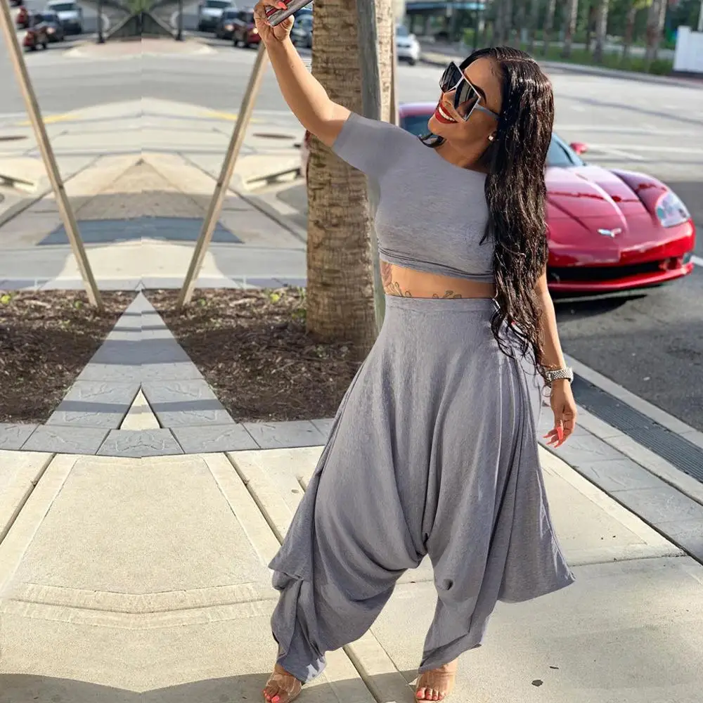 Black/Gray Two Piece Set Crop Tops And Long Harem Pants Sexy Summer Casual Short Sleeve 2 Piece Set Women Solid Color Outfits
Black/Gray Two Piece Set Crop Tops And Long Harem Pants Sexy Summer Casual Short Sleeve 2 Piece Set Women Solid Color Outfits