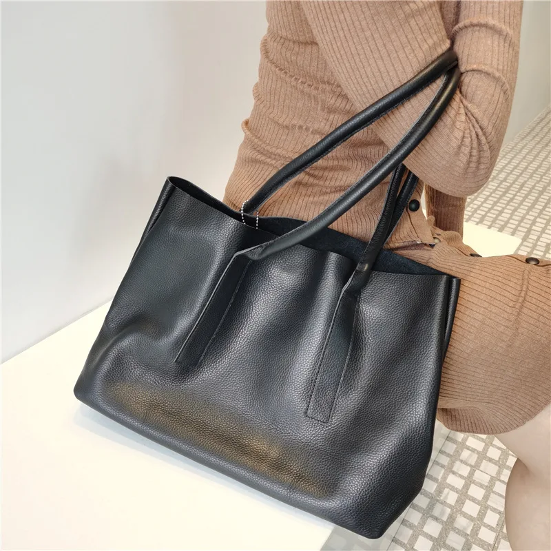 Women's Bag Big Capacity Shoulder Bags High Quality Soft Genuine Cow Leather Handbags Designer ladies Tote bag sac a main femme
Women's Bag Big Capacity Shoulder Bags High Quality Soft Genuine Cow Leather Handbags Designer ladies Tote bag sac a main femme