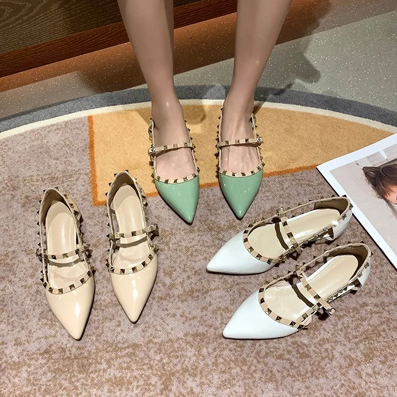 2021 Pointed Rivet Sandals Square Heel Sexy Sandals Women Summer New Fashion Women's Sandalsa Sexy Woman Shoes Banquet Shoes