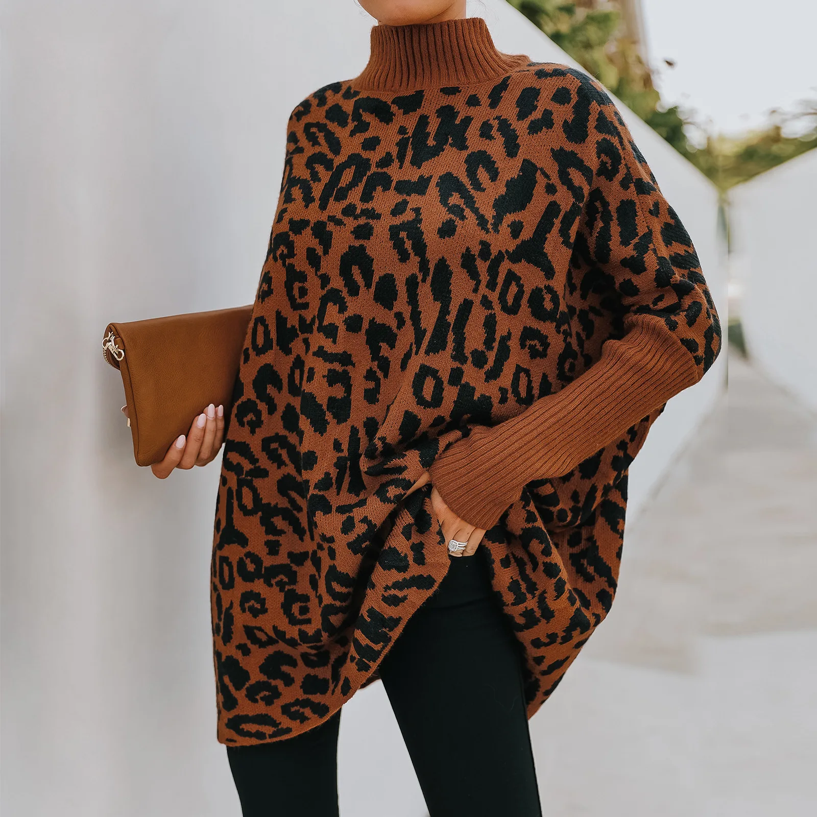 Women's Amazon autumn and winter new fashion printing semi-turtle neck women's loose sweater Leopard pullover clothes
Women's Amazon autumn and winter new fashion printing semi-turtle neck women's loose sweater Leopard pullover clothes