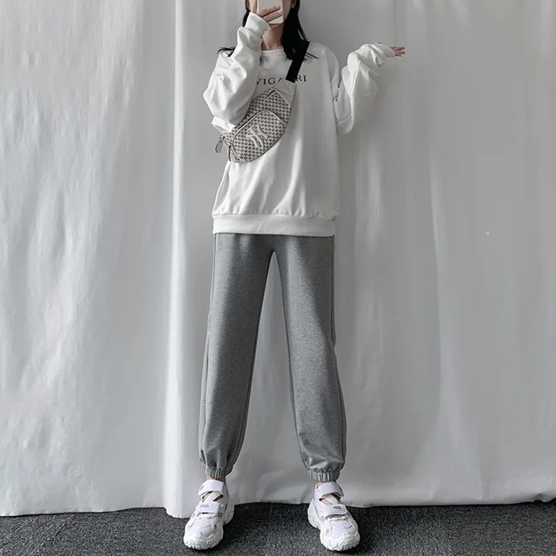 Women Loose Sports Pants Sweatpants Drawstring Jogging Trousers Plus Size Female Casual Hip Hop Black Cargo Streetwear Pants
Women Loose Sports Pants Sweatpants Drawstring Jogging Trousers Plus Size Female Casual Hip Hop Black Cargo Streetwear Pants