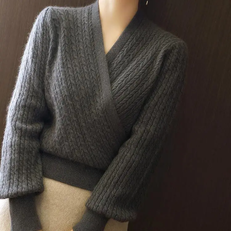 2021 High-end Light Luxury Rabbit Fur Core-spun Yarn V-neck Cross OL Style Lady Temperament Blouse Knit Sweater Top Women
2021 High-end Light Luxury Rabbit Fur Core-spun Yarn V-neck Cross OL Style Lady Temperament Blouse Knit Sweater Top Women