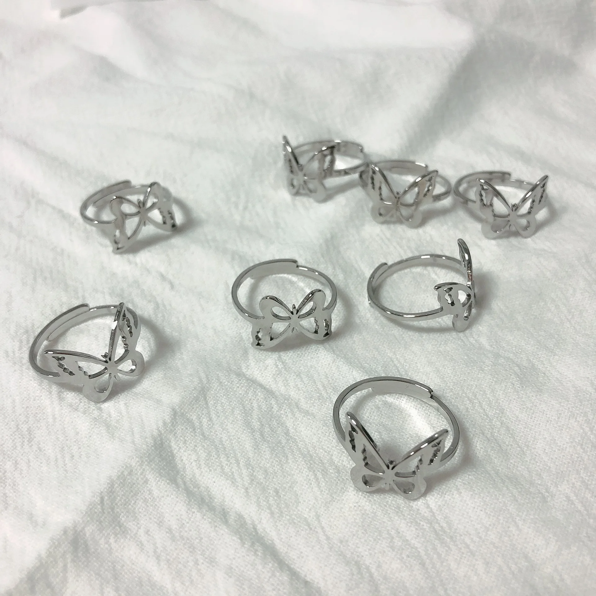 Delicate Jewelry Rings Butterfly Hollow Silver Plating Sweet Design Temperament Adjustable Rings Hot Party Gifts
Delicate Jewelry Rings Butterfly Hollow Silver Plating Sweet Design Temperament Adjustable Rings Hot Party Gifts