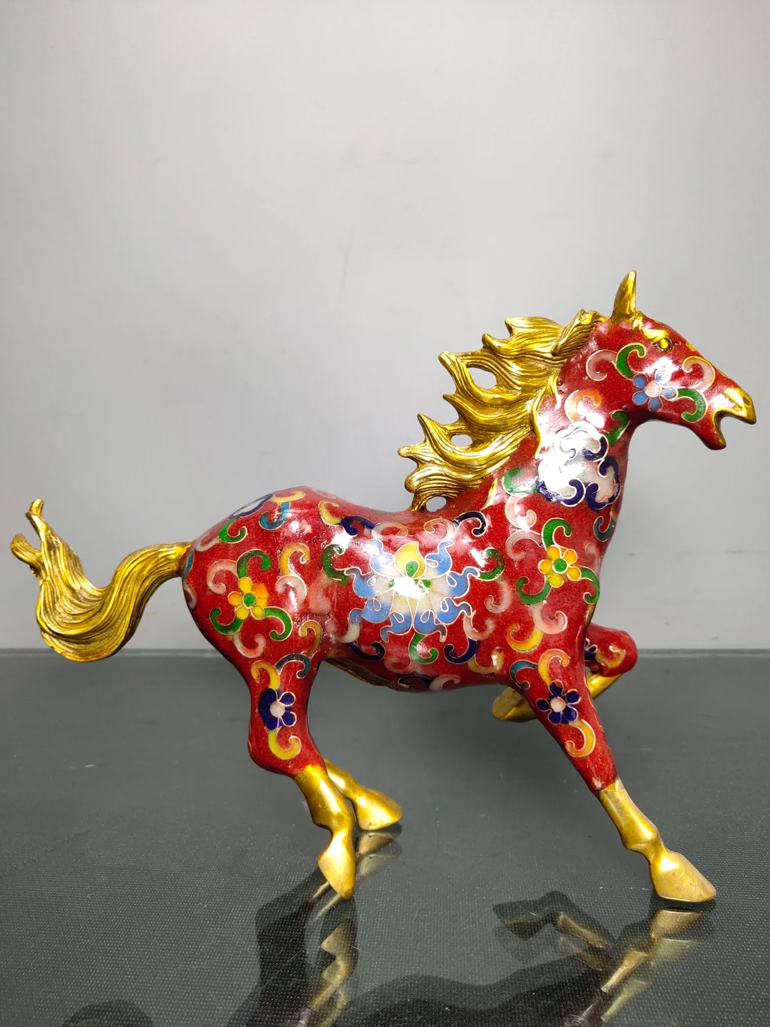 9"Tibet Temple Collection Old Bronze Cloisonne Enamel Chinese Zodiac Horse Statue success Standing horse Town House Exorcism
9"Tibet Temple Collection Old Bronze Cloisonne Enamel Chinese Zodiac Horse Statue success Standing horse Town House Exorcism