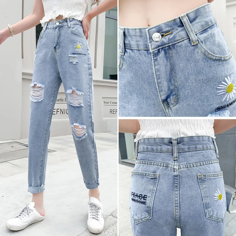 1688 jeans female 2021 spring and summer new Korean loose hole high waist embroidery design Harem Pants female trend
1688 jeans female 2021 spring and summer new Korean loose hole high waist embroidery design Harem Pants female trend