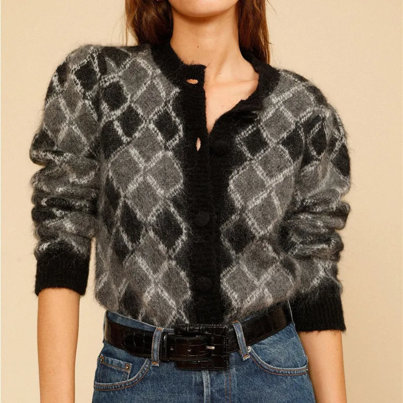 Spring Autumn Women Vintage Knit Cardigans 2021 New Plaid Jacquard O-Neck Single Breasted Ladies Mohair Knitted Sweaters Tops
Spring Autumn Women Vintage Knit Cardigans 2021 New Plaid Jacquard O-Neck Single Breasted Ladies Mohair Knitted Sweaters Tops