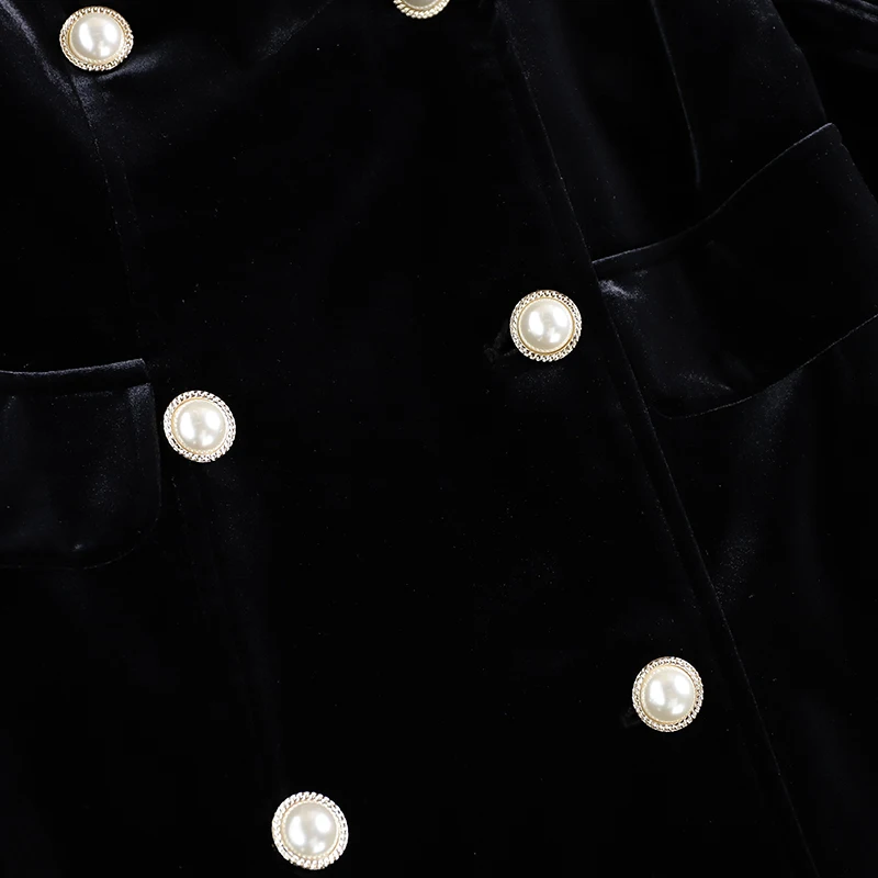 Autumn Winter Women Double Breasted Velvet Trench Coat Designer Black Long Windbreaker Outerweat
Autumn Winter Women Double Breasted Velvet Trench Coat Designer Black Long Windbreaker Outerweat
